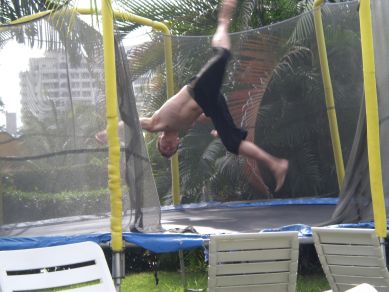 IMG_3780_Seppo_and_Trampoline
